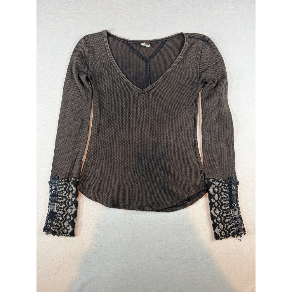 We The Free Free People Gray Waffle Knit Thermal V-Neck Top Patterned Cuffs M